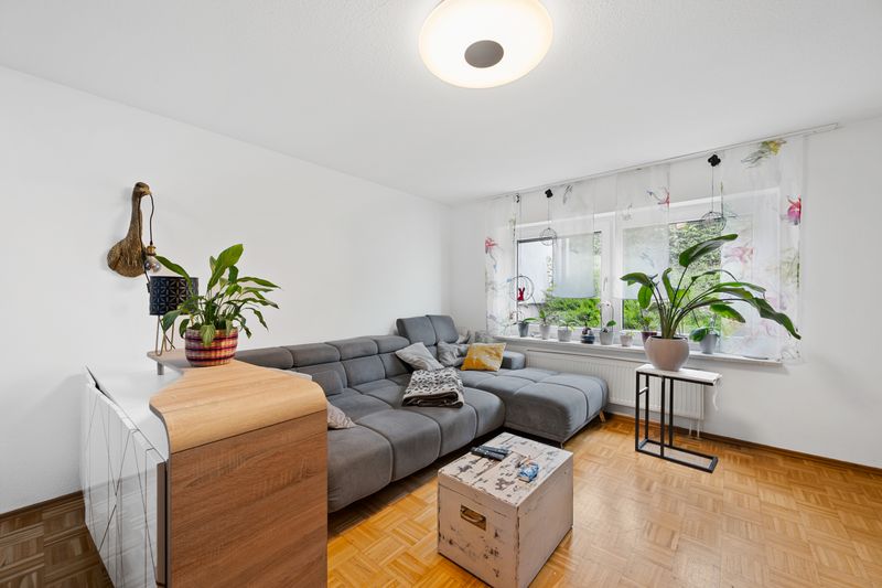 3-Zimmer-Wohnung mit Terrasse, Balkon & Stellplatz – provisionsfrei, Bahnanschluss ca. 1 km